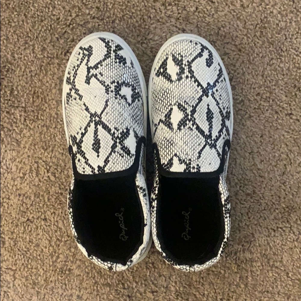 Black and White Snakeskin shoes